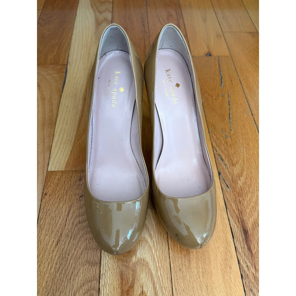 Kate‎ Spade Lori Platform Heels Pumps Camel Patent Leather Size 8